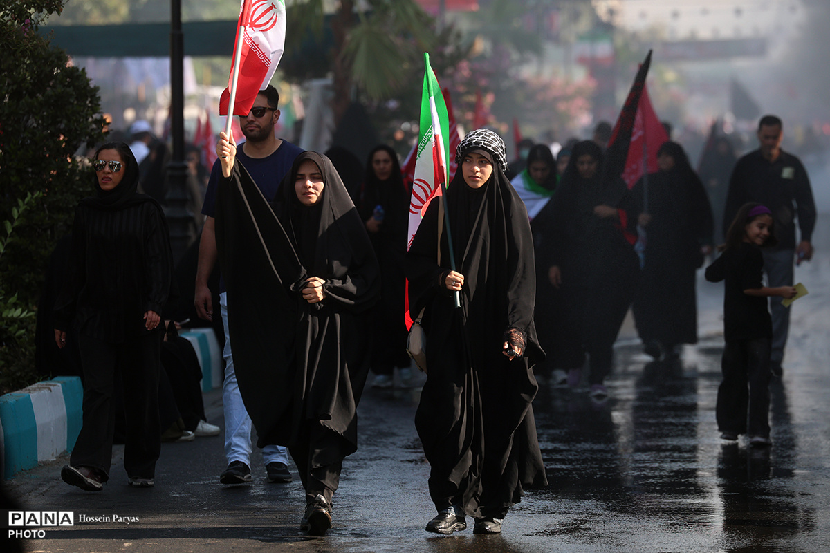 پیادهروی جاماندگان اربعین در تهران