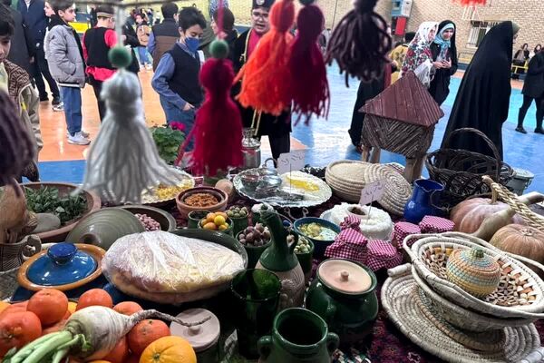 یلدایی به یاد ماندنی در مدرسه البرز رودهن