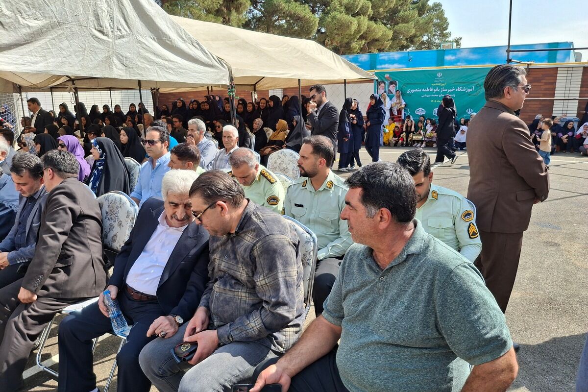 افتتاحیه مدرسه خیّری بانو منصوری در روستای زمان آباد 