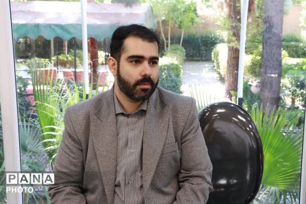 هم‌افزایی مدیران سوادآموزی پایتخت در منطقه ۱۴؛ گامی نو در توانمندسازی کارکنان