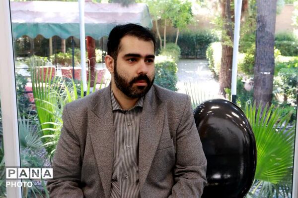هم‌افزایی مدیران سوادآموزی پایتخت در منطقه ۱۴؛ گامی نو در توانمندسازی کارکنان