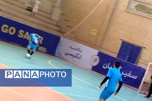 مسابقات فوتسال جام اقتدار ایران ویژه فرهنگیان به مناسبت دهه فجر در ناحیه دو شهرری 