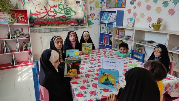 برگزاری نشست و مسابقات فرهنگی در کتابخانه عمومی عارف بجنوردی 