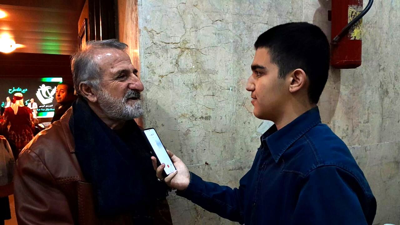 باید زبان مادری و هویت‌مان را حفظ کنیم
