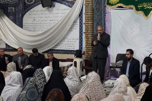 دیدار مسئولان با دانش‌آموزان معتکف ناحیه یک شهرری