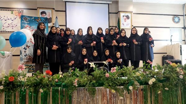  آغاز سال تحصیلی در دبیرستان فرزانگان‌ یک ناحیه 2 شیراز