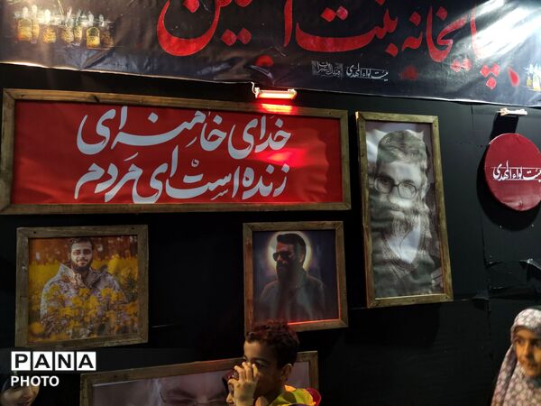 موکب‌ها در تجمعات شبانه میدان‌دار بودند