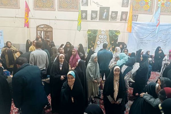 حضور دانش‌آموزان معتکف ناحیه دو شهرری در جلسات بصیرتی