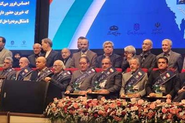 انتخاب خیّر مدرسه‌ساز آذربایجان شرقی به عنوان خیّر نمونه کشوری