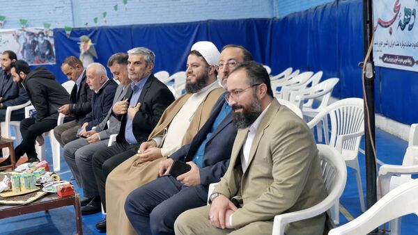  همایش دانش‌آموزی یاوران انقلاب شهرستان ورامین