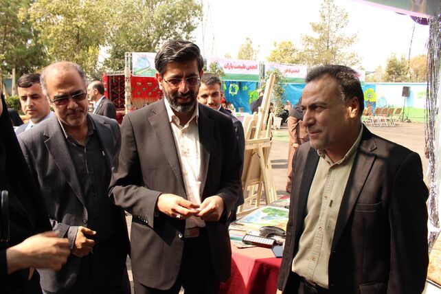 هنر دانش‌آموزان بهارستان یک در نگاه مسئولان