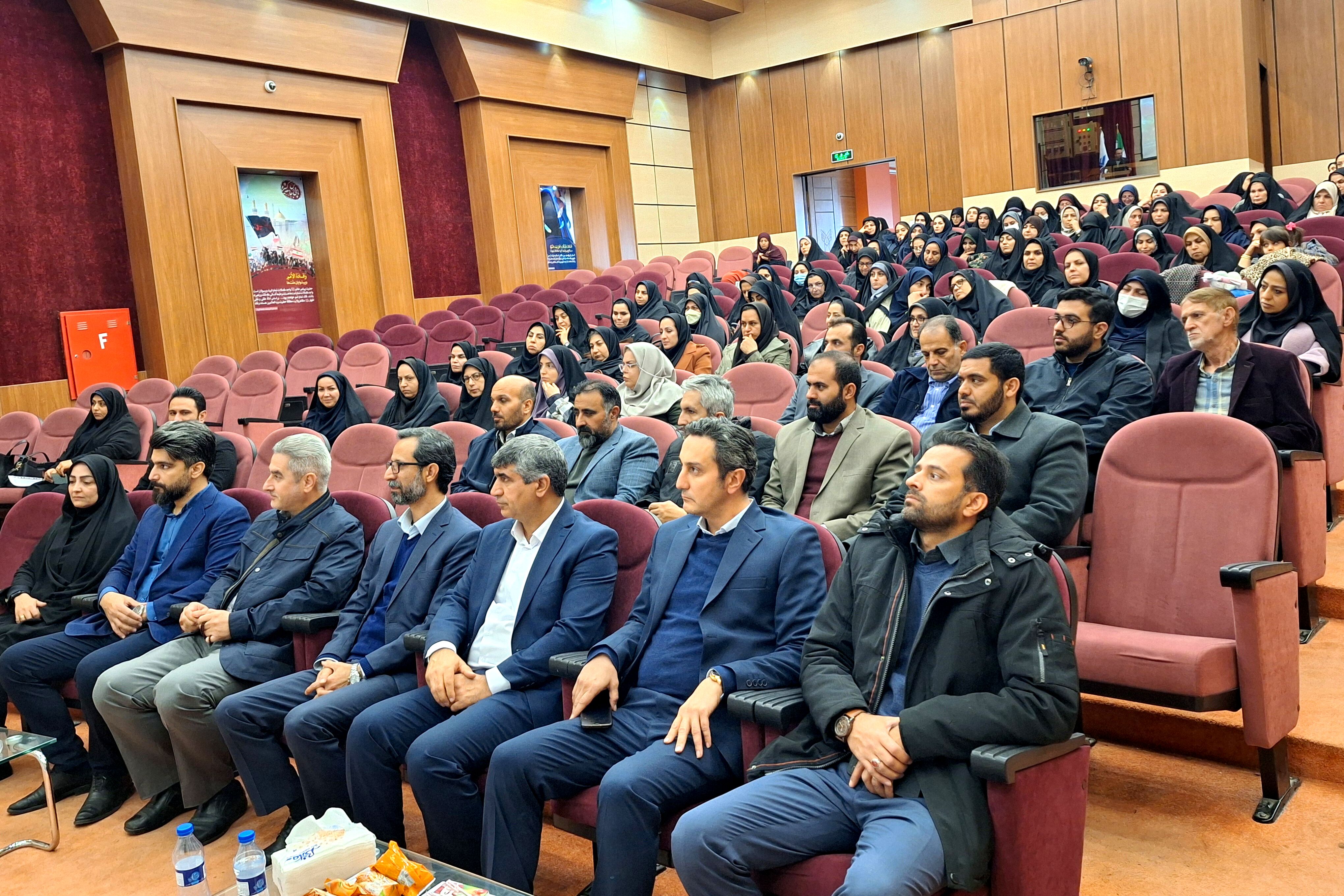 همایش فصلی مدیران مدارس شهرستان پردیس 