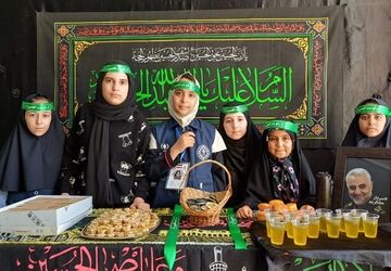 برپایی ایستگاه صلواتی در هفتمین روز شهادت سالار شهیدان امام حسین(ع)