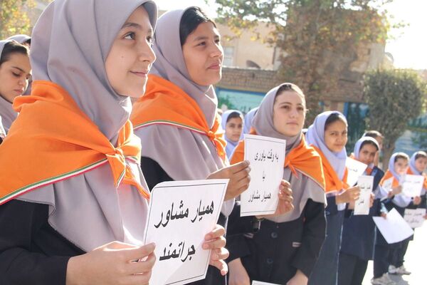 انتخابات  همیار مشاور در مدرسه نشاط بهارستان دو