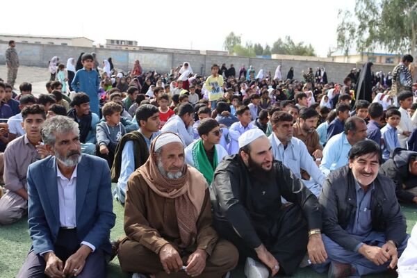 حضور پرشور شیعه و سنی دهستان رمشک در یوم‌الله ۲۲ بهمن