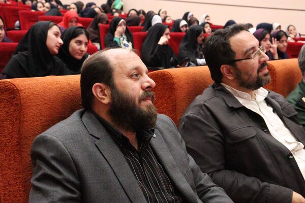 برگزاری جشن روز دختر با همکاری کانون خدمت رضوی و نهادهای آموزشی در منطقه 14 تهران 