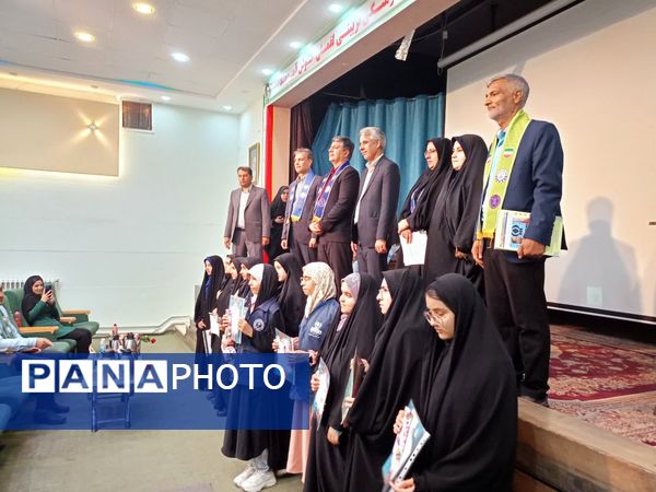 حضور پررنگ مسئولان استانی در مراسم تجلیل از خبرنگاران پانا شهرستان کاشمر