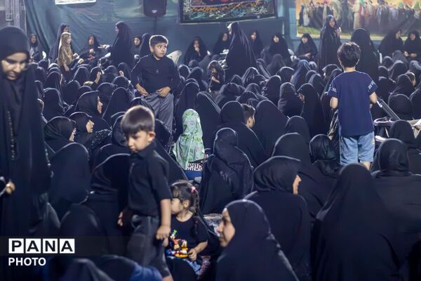 اجتماع پرشور عزاداران حسینی در  مشهد