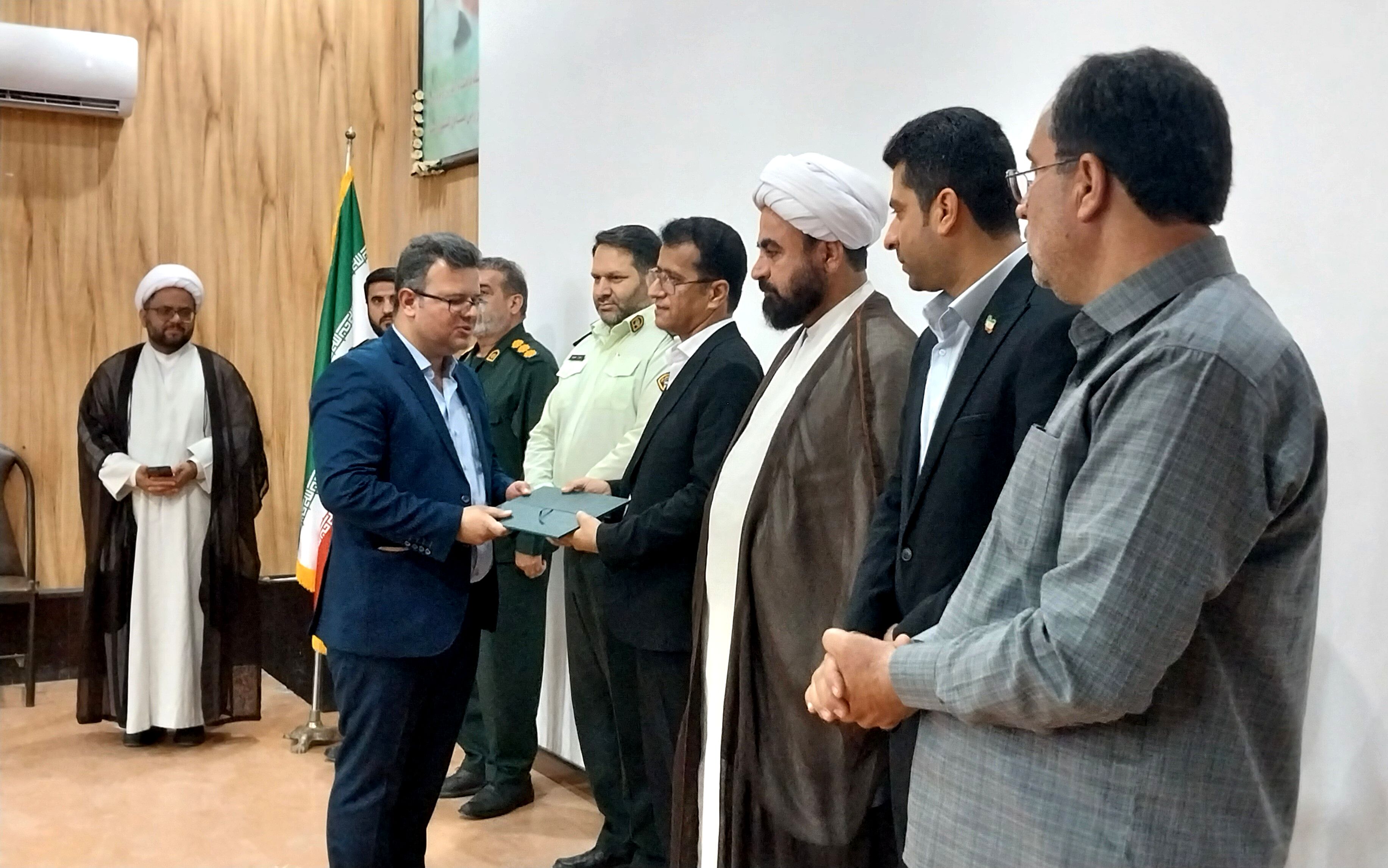 مدیر جدید آموزش و پرورش پارسیان معرفی شد