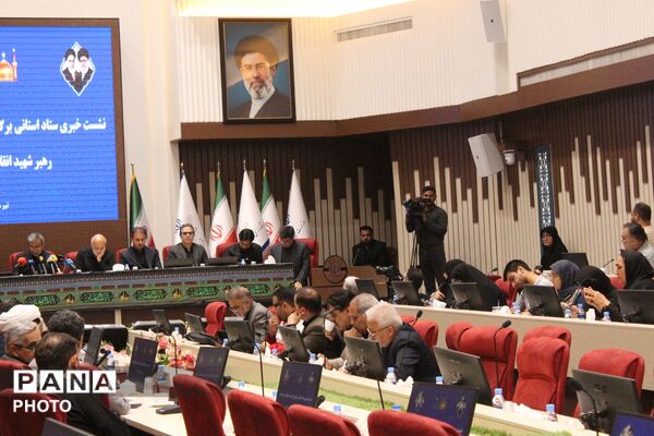 مشهد در آستانه میزبانی از آیین تشییع رهبر شهید