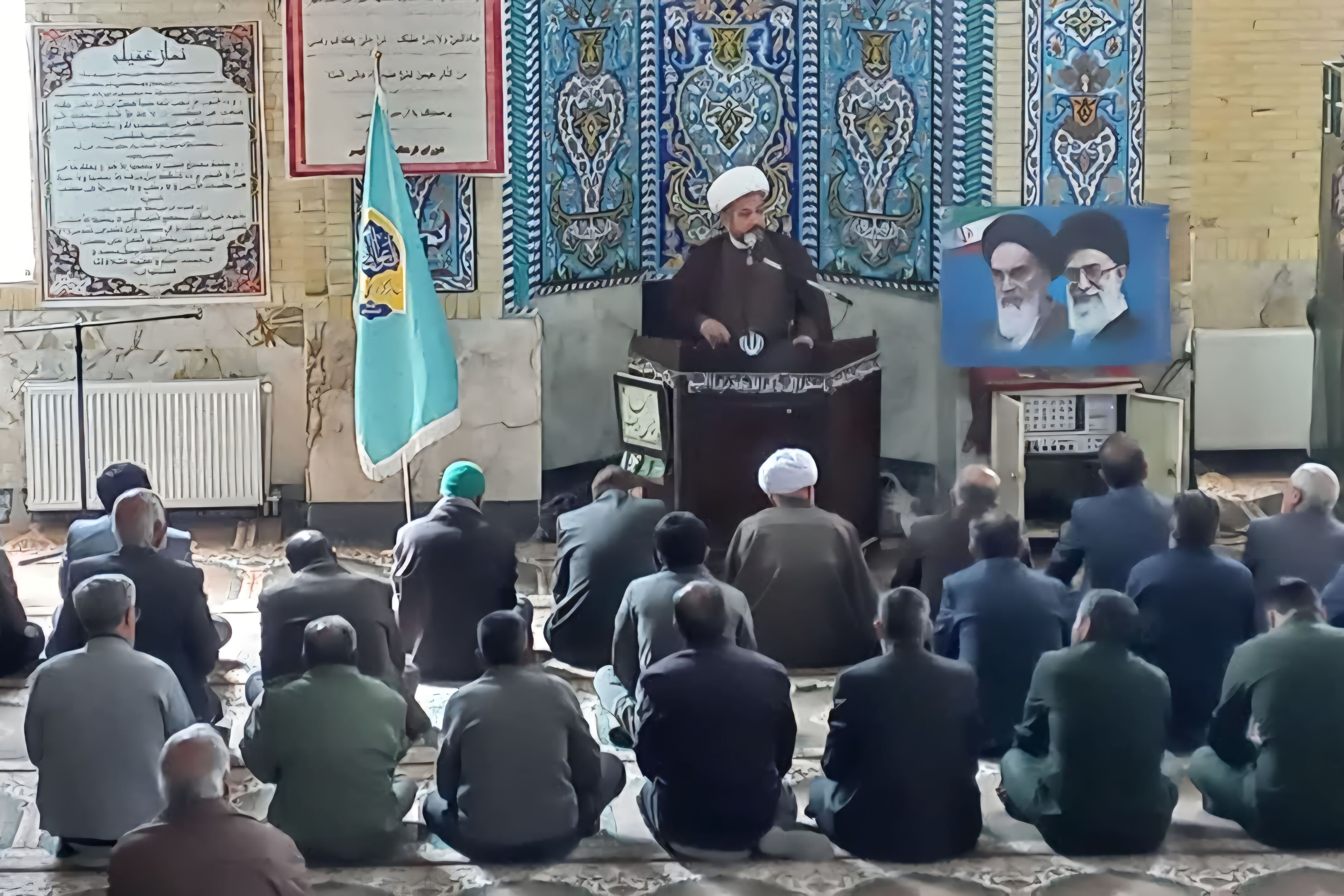 دومین نماز جمعه ماه رمضان با حضور پرشور نمازگزاران