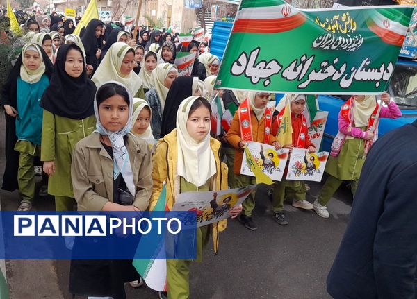 راهپیمایی مردم جعفرآباد قم در جشن سالگرد پیروزی انقلاب