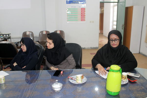 کافه کتاب با موضوع قدرت قدردانی در سازمان دانش‌آموزی استان بوشهر 