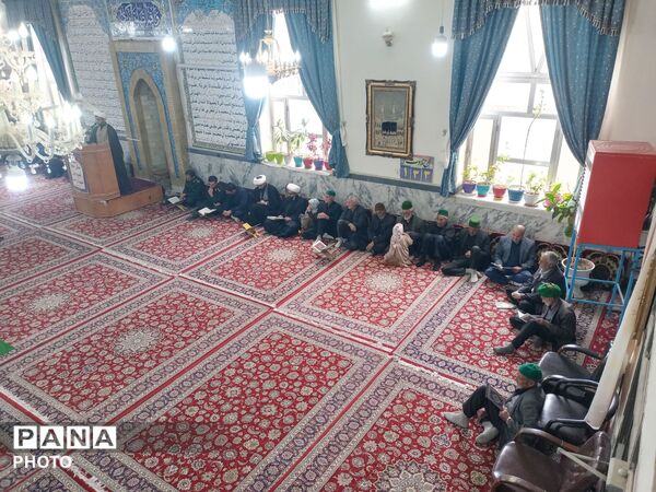 قرائت سوره فتح و اقامه نماز جماعت در مسجد جامع شهربار نیشابور 