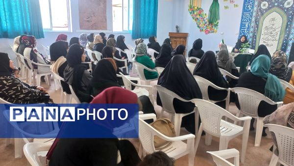 جلسه آموزش خانواده در دبستان لطیفه 