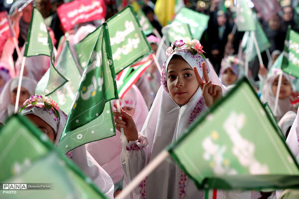 اولین جشن تکلیف کف خیابان