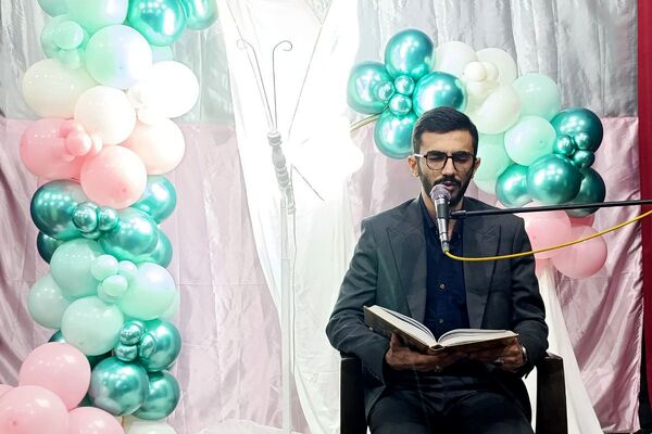  جشن «گل‌های زهرایی» در حسینیه شهدا با حضور دانش‌آموزان دبستان شهید طهرانی‌مقدم