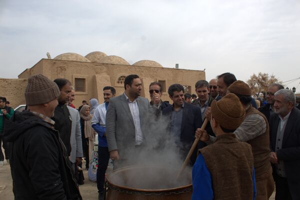 دهمین جشنواره سمنوی شهر درق 