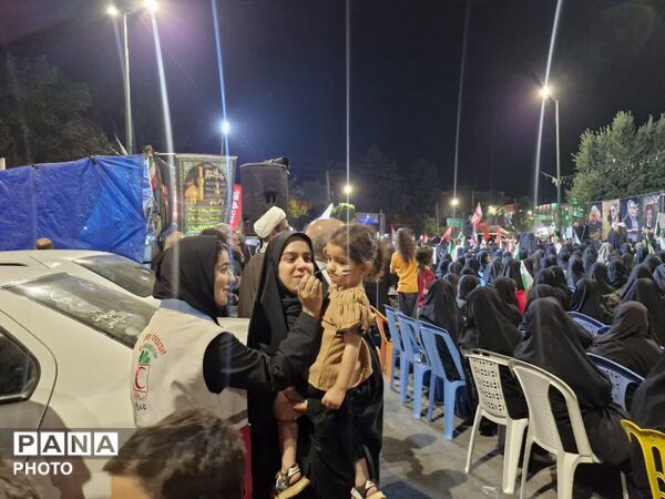 حضور میدانی امدادگران هلال‌احمر تویسرکان در یادواره شهدای زنان جنگ رمضان