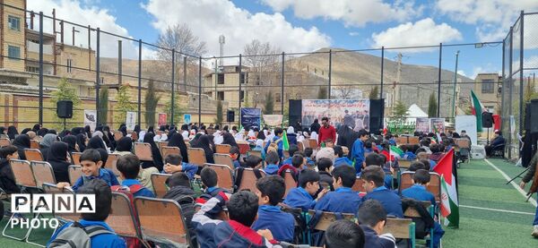 عزاداری باشکوه در دلفان سوگ دختران میناب در مدرسه شاهد پسرانه