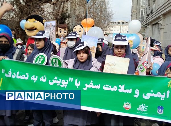 برگزاری طرح ایمنی  و سلامت با پویش نه به تصادف در مدرسه دختران شاخص 