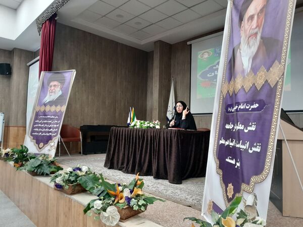 مجمع عمومی انجمن اولیا و مربیان دبیرستان مصلی نژاد حضرت زهرا(س)