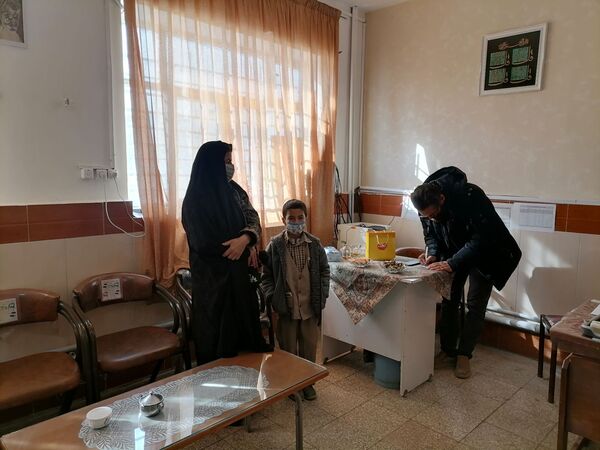 حضور پزشک متخصص با شروع فصل سرما و شیوع انفولانزا درشهر بار 