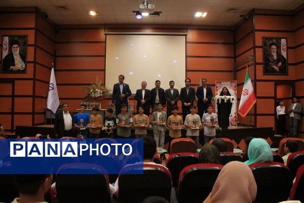 تجلیل از پسران آینده‌ساز بهارستانی