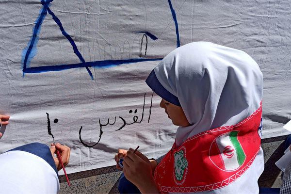 حضور پرشور مردم شهرستان آباده در راهپیمایی روز قدس