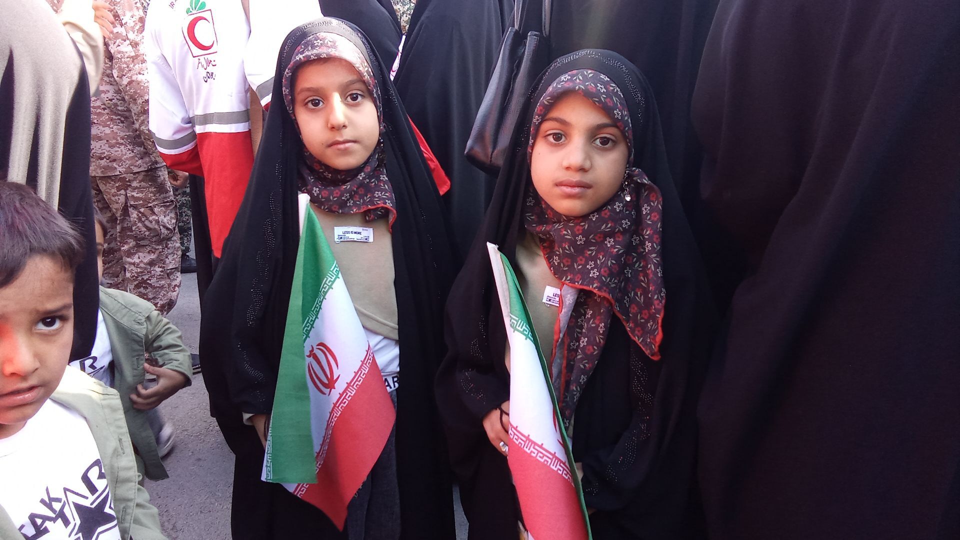 موج همدلی و وفاداری در کیار