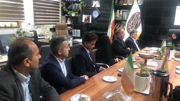 مدرسه‌ای که تاریخ نفس می‌کشد؛ روایت تصویری از سعادت بوشهر