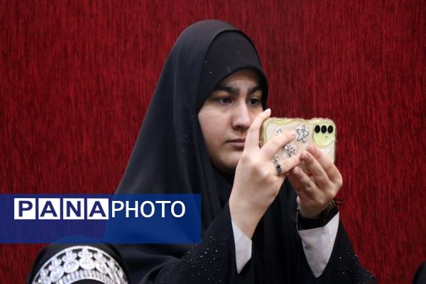 نشست صمیمی فعالین رسانه ای دانش‌آموزان با مدیرعامل خبرگزاری پانا