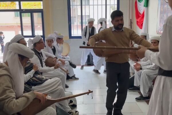 رقابتی از رنگ فرهنگ و هنر؛  هنرنمایی دانش‌آموزان در دیار شیخ جام