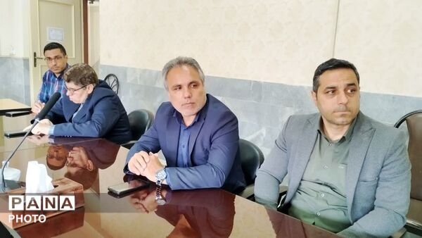 مراسم تجلیل از معلمان منتخب نمونه منطقه ای شهرستان کلات 
