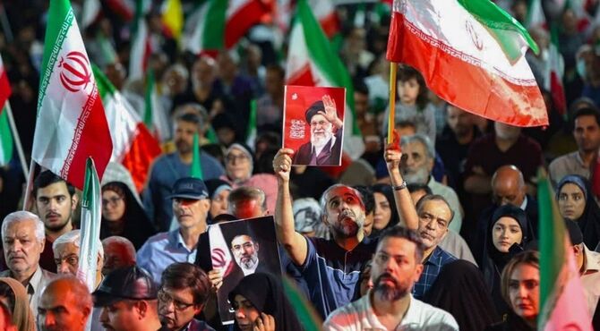 فریاد اتحاد و ایستادگی  مردم کرج در قلب خیابان‌ها
