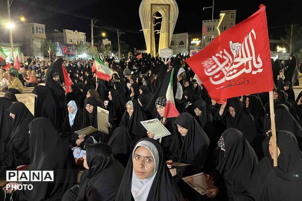 همزمان با شهادت امام حسن عسکری(ع)؛ مردم در چهلم رهبر شهید انقلاب به میدان آمدند
/2