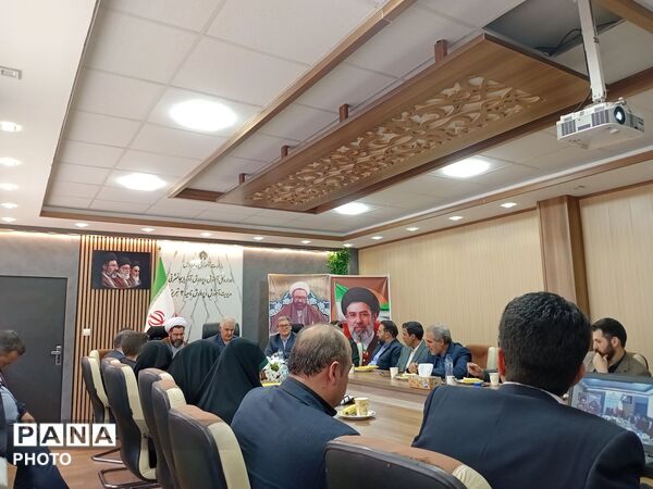 آیین سپاس معلم در ناحیه ۳ تبریز 