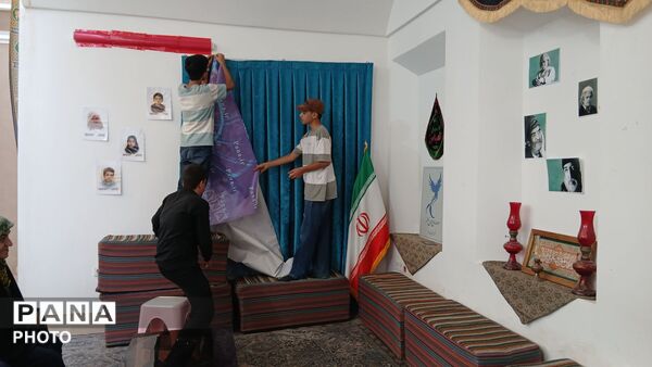 نشستِ هم‌افزایی خبرنگاران پانا در خانه شعر و ادب
