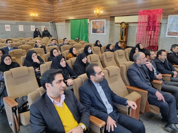 آیین اختتامیه دهمین دوره جشنواره نوجوان خوارزمی در طرقبه شاندیز
