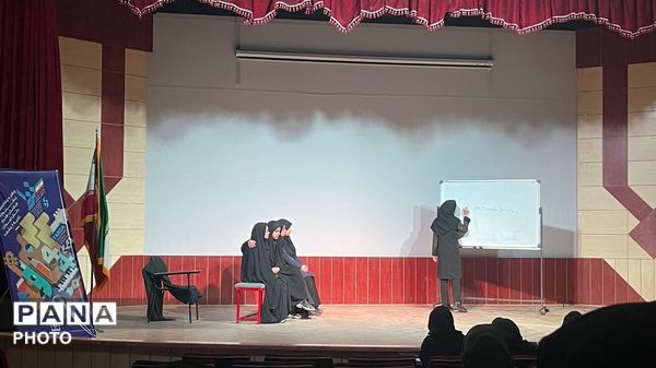 هنرستان هنرهای زیبا میزبان درخشش استعدادهای دختر در چهل و چهارمین جشنواره نمایش صحنه ای  و عروسکی